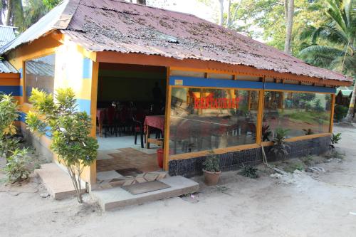 Gold Star Beach Resort - Havelock Island