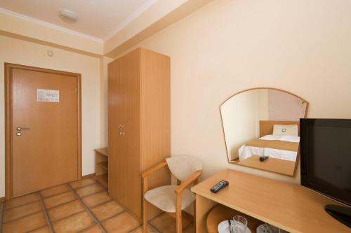 Elle Hotel Elle Hotel is perfectly located for both business and leisure guests in Sochi. The hotel offers a wide range of amenities and perks to ensure you have a great time. 24-hour front desk, express check-i