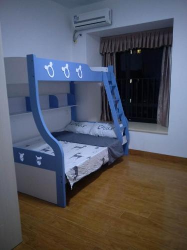 . Zhongshan Shaxi Upscale Four-bedroom Whole Rent Apartment