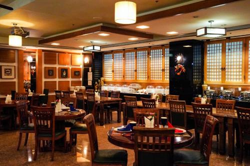 Restaurant, Hotel Good Morning in Dong-gu
