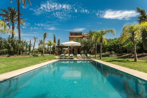 Villa YENMOZ en exclusivité avec piscine privée dans la Palmeraie - Accommodation - Douar Caïd Layadi