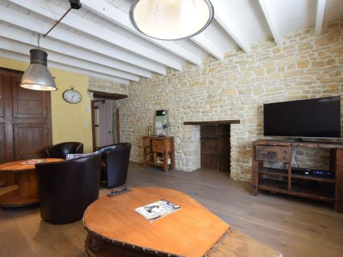  Lavish Holiday Home in Chassepierre with Terrace in Chassepierre