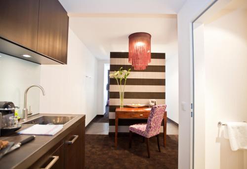 Goodman's Living - image 9