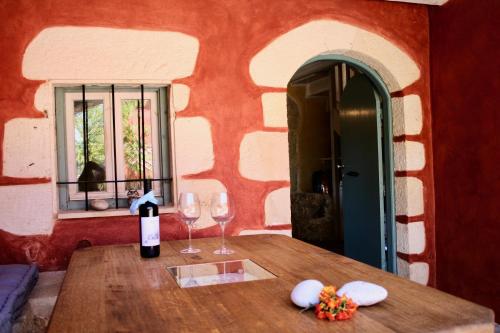  To Kastro in 73008 Xirostérnion