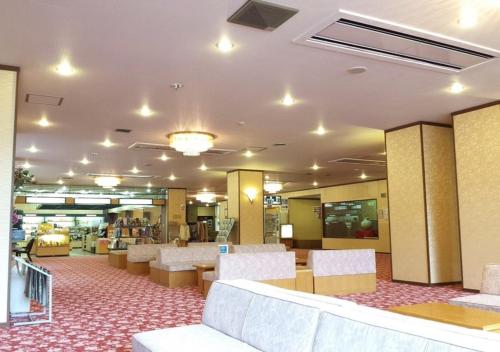 Higashiyama Park Hotel Shinfugetsu The 3-star Higashiyama Park Hotel Shinfugetsu offers comfort and convenience whether youre on business or holiday in Aizuwakamatsu. The property offers a high standard of service and amenities to sui