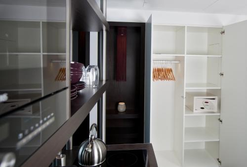 Goodman's Living - image 8