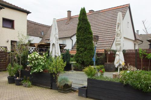 Landhotel Wolfschlugen - image 7