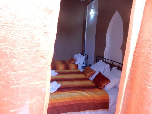 1 king bed, 1 twin bed