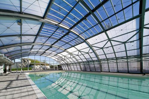 Swimming pool, Residence Carl&Do in Baveno