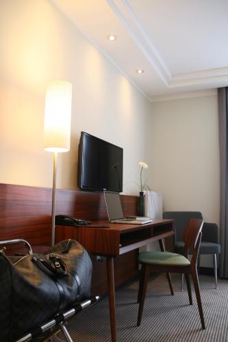 Augusten Hotel München - image 14