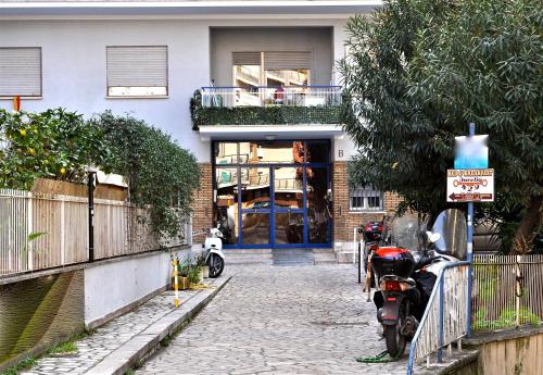Aurelia 429 Fine Town House - image 12