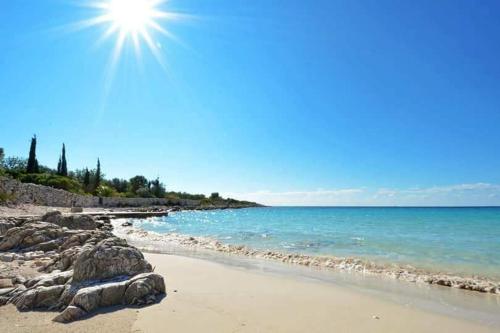  Apartment Alda and Karla, Unterkunft in Drvenik Mali