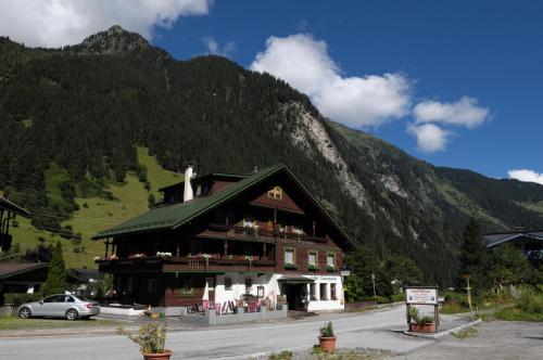 Hotel Gasthaus Schwarzenstein in Ginzling