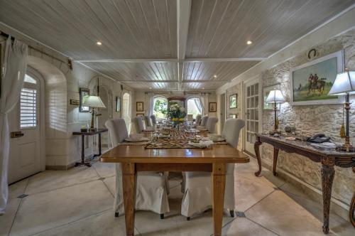 Удобства, Bellevue Sanctuary in Сент-Питер