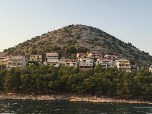  Southern view Drage ~ Pakostane in Drage