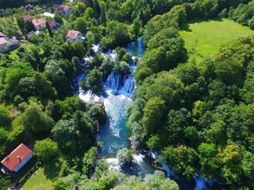 Unaqua Apartments - image 9