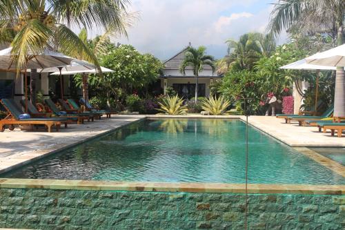 Kelapa Lovina Beach Villa