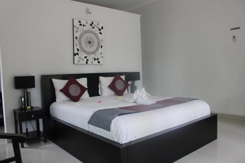 Kelapa Lovina Beach Villas