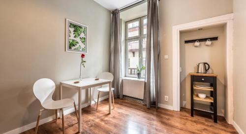 Flamingo Premium Hostel - image 14