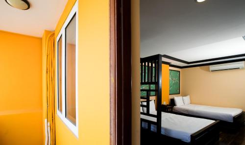 アイ ピース ホテル