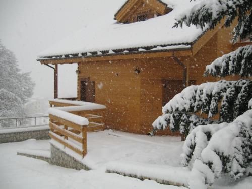 B&B Lo Chalet Di Ocre