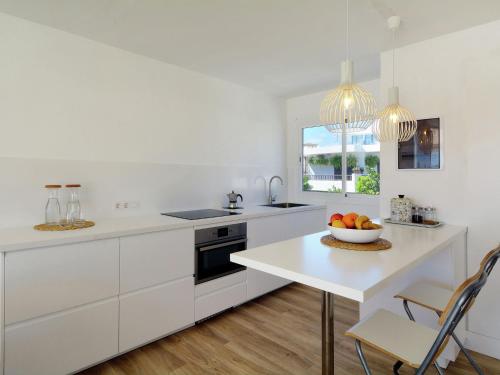 Spacious Villa in Puerto del Carmen with Swimming Pool