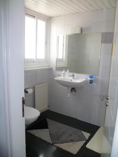 Double room with ensuite bathroom at Datacom building, Nicosia (foto 3)