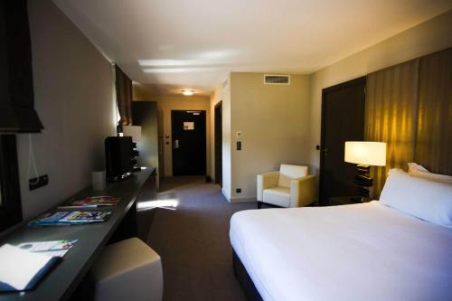 2 twin beds