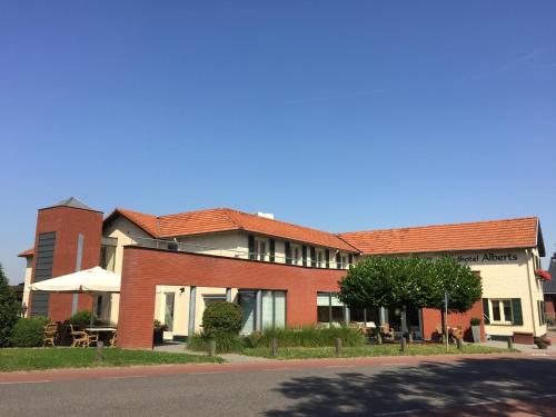 Landhotel Alberts, Pension in Heijenrath