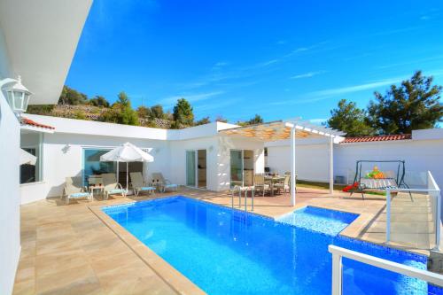  Villa Liva in Üzümlü