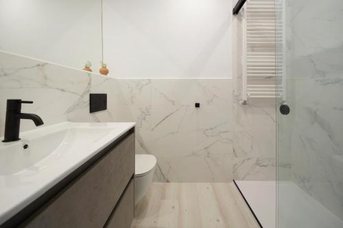 Bilbao Plaza by FeelFree Rentals - image 2