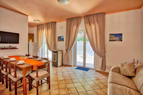 Furore Coast Rooms, Furore