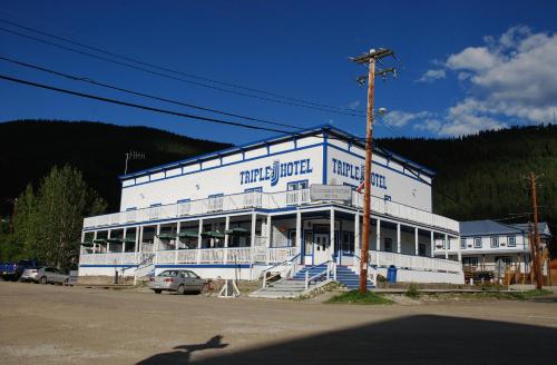 Triple J Hotel Dawson City