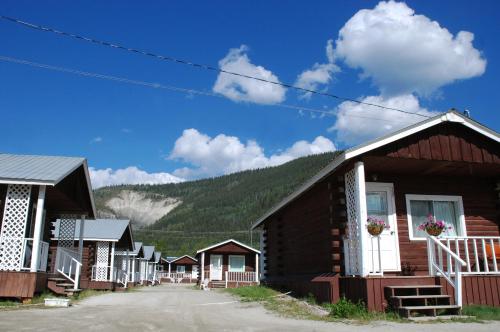 Triple J Hotel in Dawson City