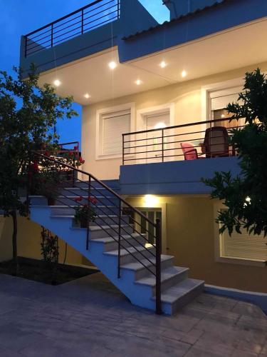  Amazing House in Kiato near the Beach in Kiato