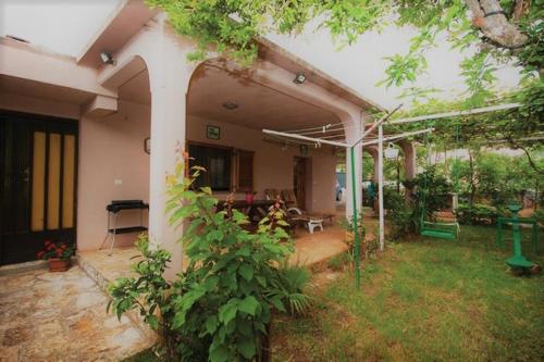 Lex Mini Villa