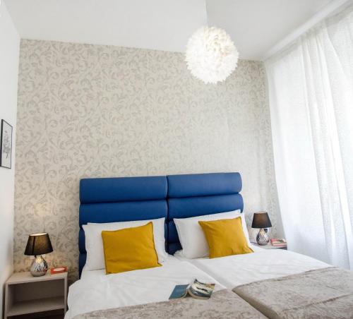 Double or twin room, deluxe