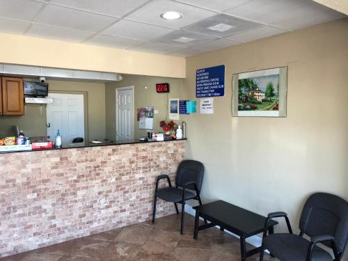 Előcsarnok, Americas Best Value Inn in Tavares (Florida)