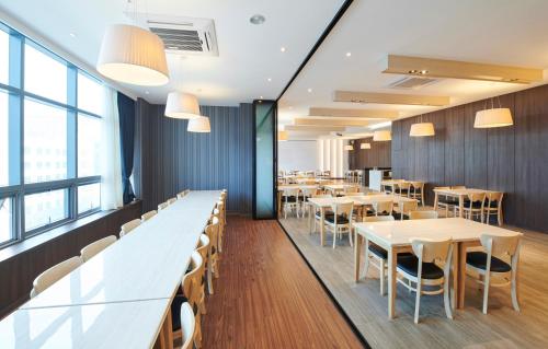 ทัศนียภาพภายนอกโรงแรม, โรงแรมเอ็ม เฟลิซ (Hotel MFELICE) in คังซอ