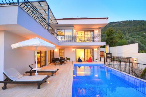  Villa Manzara 3 in Üzümlü