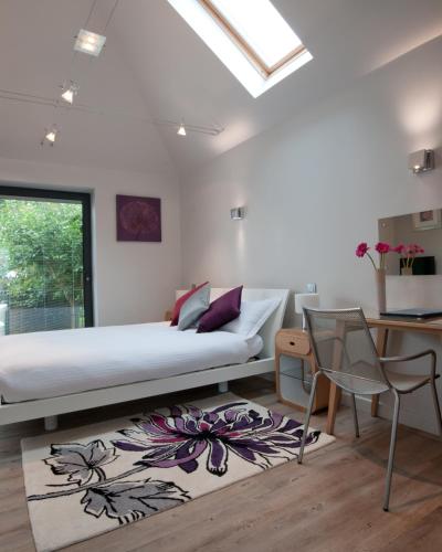 South Lodge - image 6