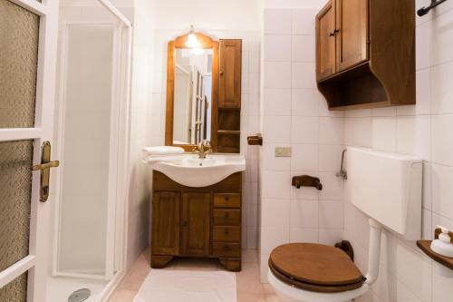 Love & Smile Apartment by Rent All Como, Como (photo 9)