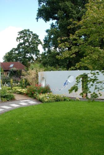 South Lodge - image 8