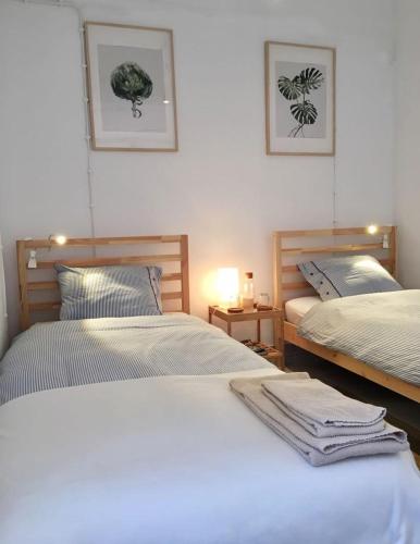  Beach House EDITH Estoril in Monte Estoril