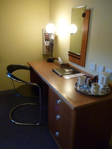 The Aviator Hotel - image 2