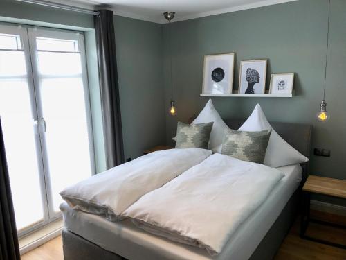 Boutique Hotel Lindenhof, Bed & Breakfast 1.6km von Von-Bodelschwingh-Straße entfernt