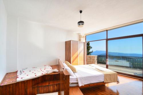 Villa Argento Korunakli Muhafazakar 3 Yatak Odali 6 Kisilik Luks Tatil Villasi