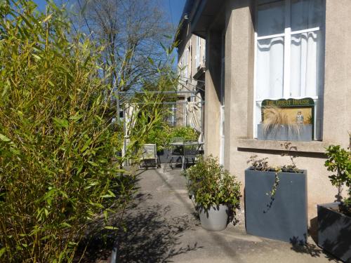 Eingang, Chambre d'Hotes Le Tilleul de Canac PARKING prive GRATUIT Petits dejeuners COMPRIS in Rodez