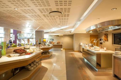 Garden Court Umhlanga - 식음료(F&B)