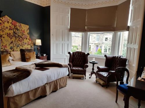 Royal King or Twin Room with Ensuite